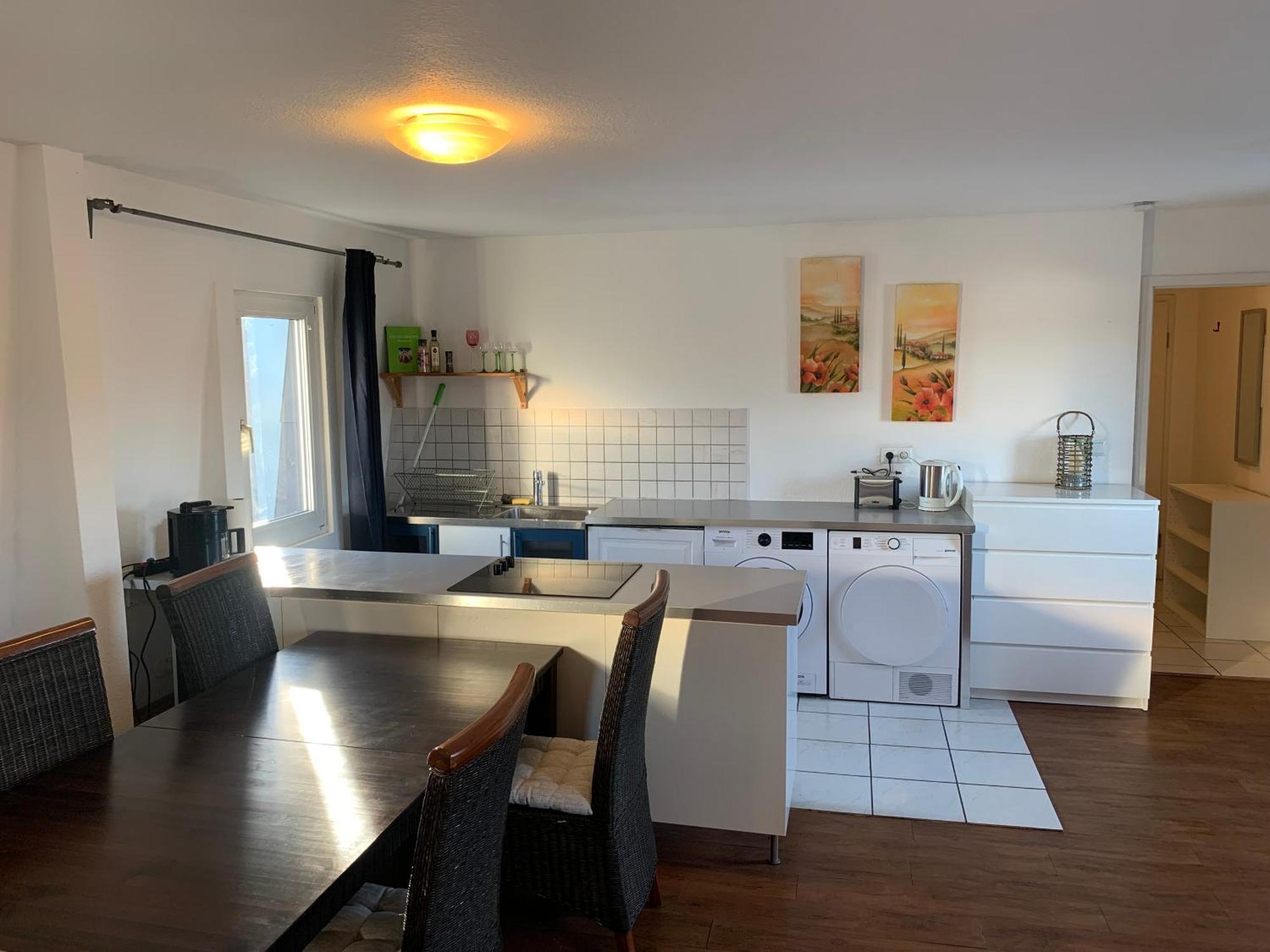 Easy Travel: In Apartment Krefeld
